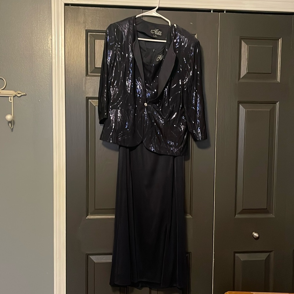 Beautiful navy blue dress